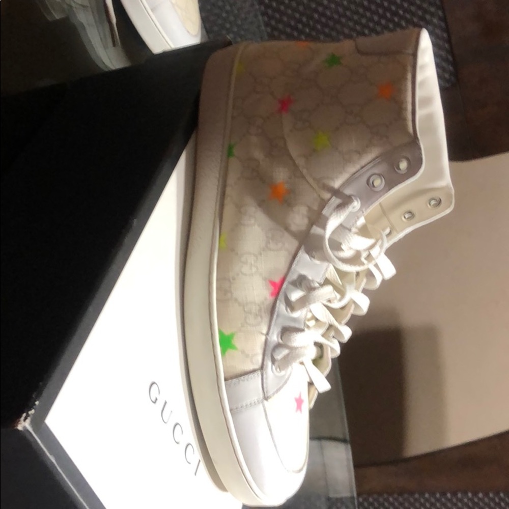 Gucci shoe
